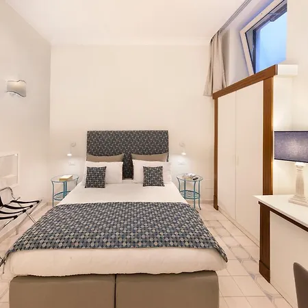 Rosa Magra סורנטו