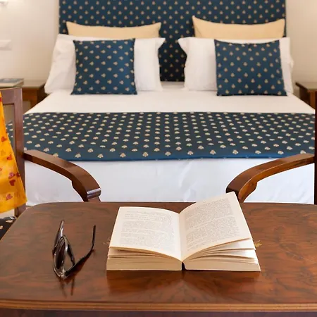 ゲストハウス Rosa Magra 4*